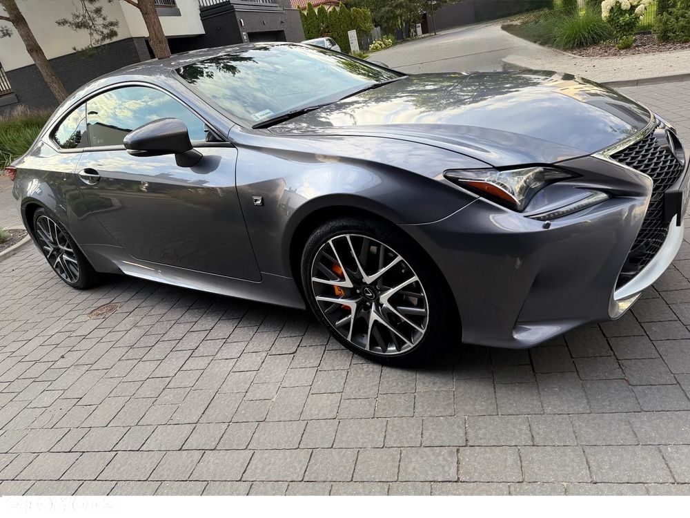 Lexus RC - 1