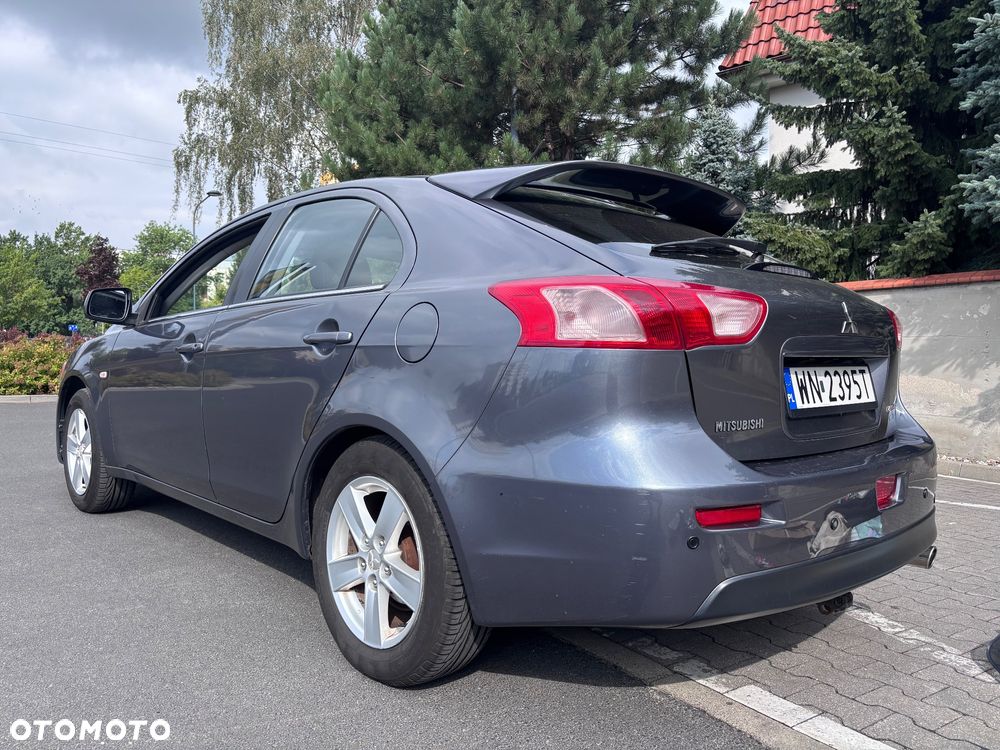 Mitsubishi Lancer 1.5 Invite - 13