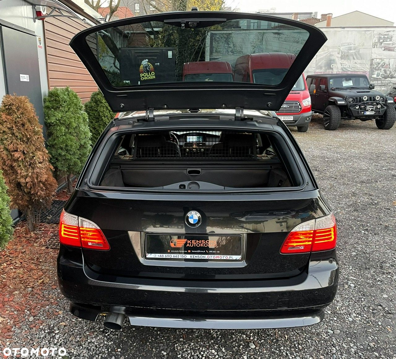 BMW Seria 5 520d Touring - 38