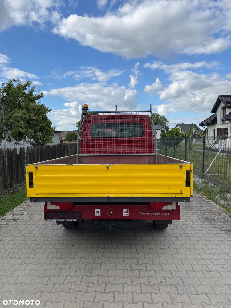 Mercedes-Benz Sprinter - 5