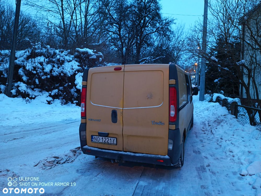 Renault Trafic - 23