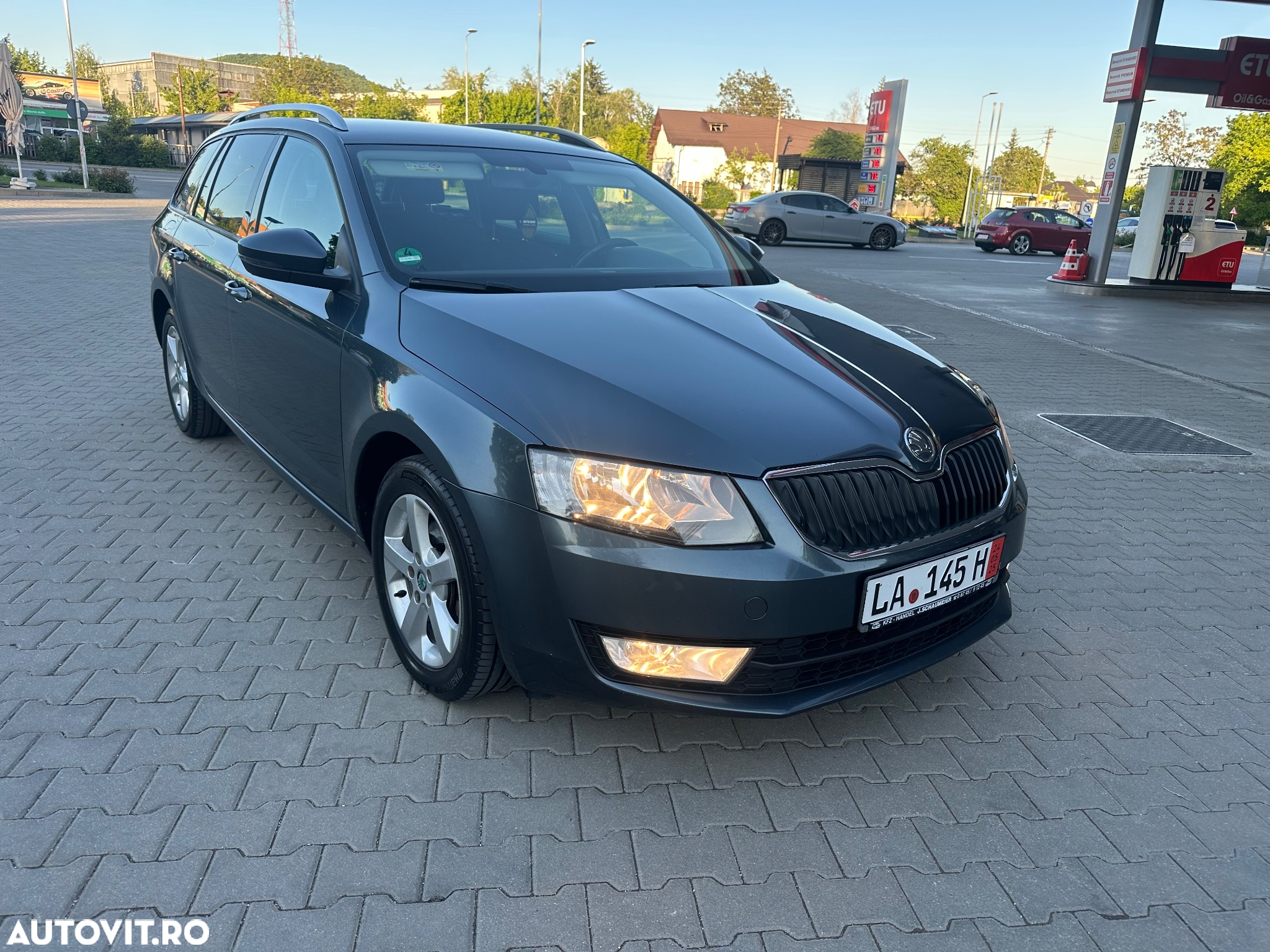 Skoda Octavia 2.0 TDI (Green tec) DSG Ambition - 3