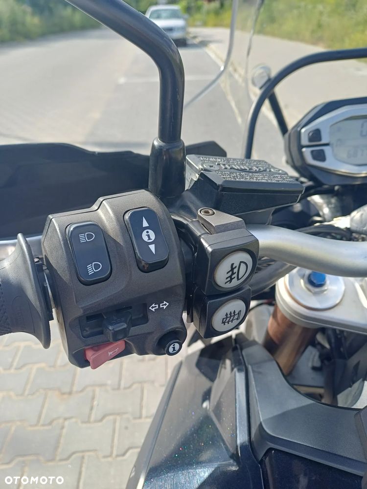 Triumph Tiger - 9