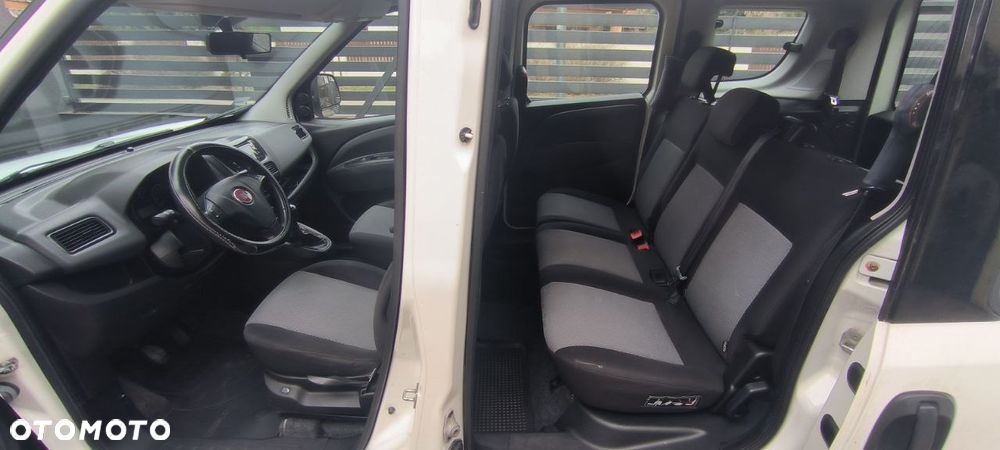Fiat Doblo 1.6 Multijet 16V Emotion - 8