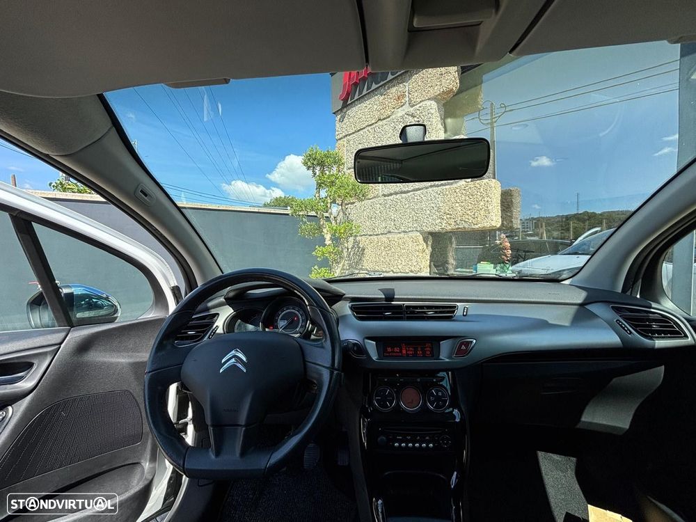 Citroën C3 1.2 PureTech Attraction - 15