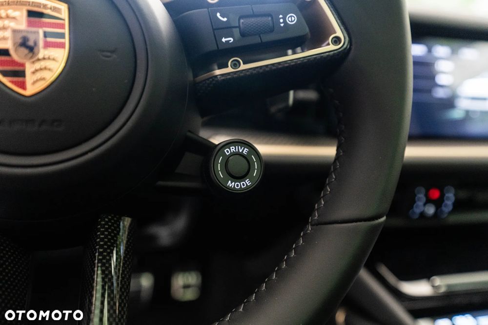 Porsche Cayenne S E-Hybrid PHEV Black Edition - 18