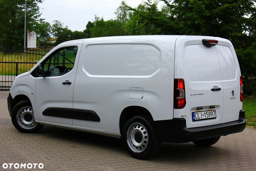 Peugeot PARTNER 1.5HDI 130KM AUTOMAT 8 BIEGÓW LONG DŁUGI 3 OSOBOWY PERFEKT AUTO NAVIGACJA KAMERY,ASYSTENTY,VF23% - 7