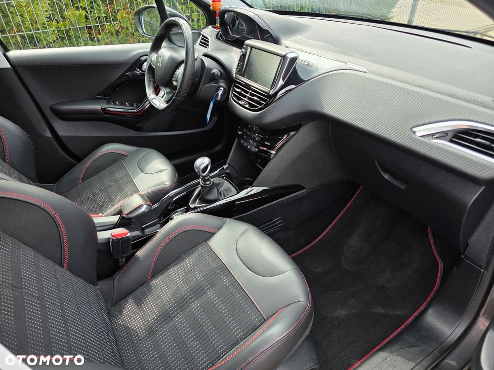 Peugeot 2008 PureTech 130 Stop&Start GT-Line Edition - 12