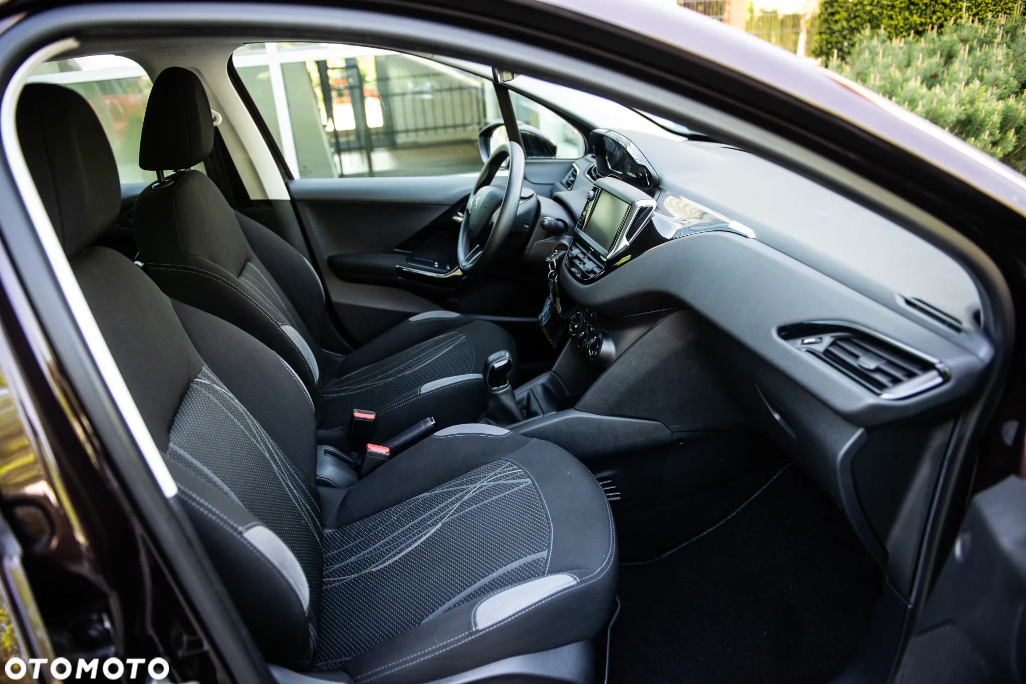 Peugeot 208 1.2 PureTech Allure - 22