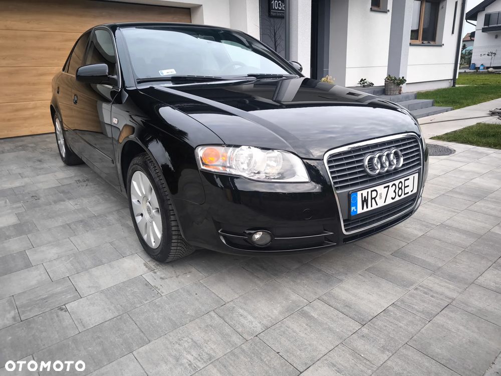 Audi A4 Limousine - 28
