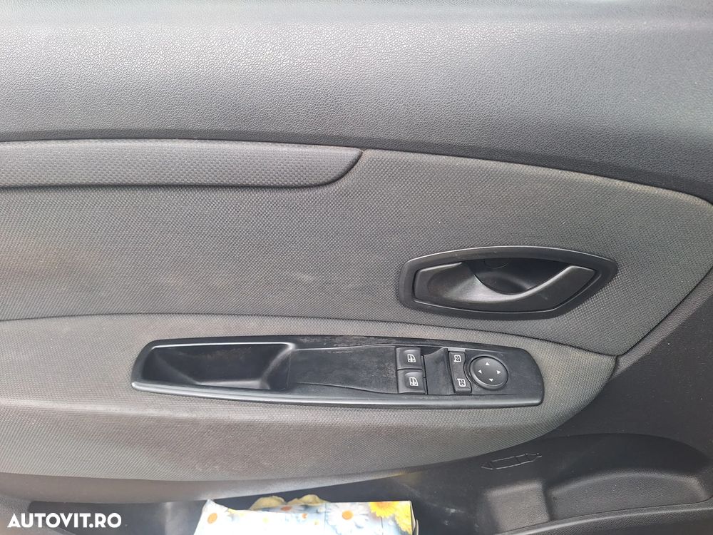 Renault Scenic II 1.5dCi Pack Authentique - 11