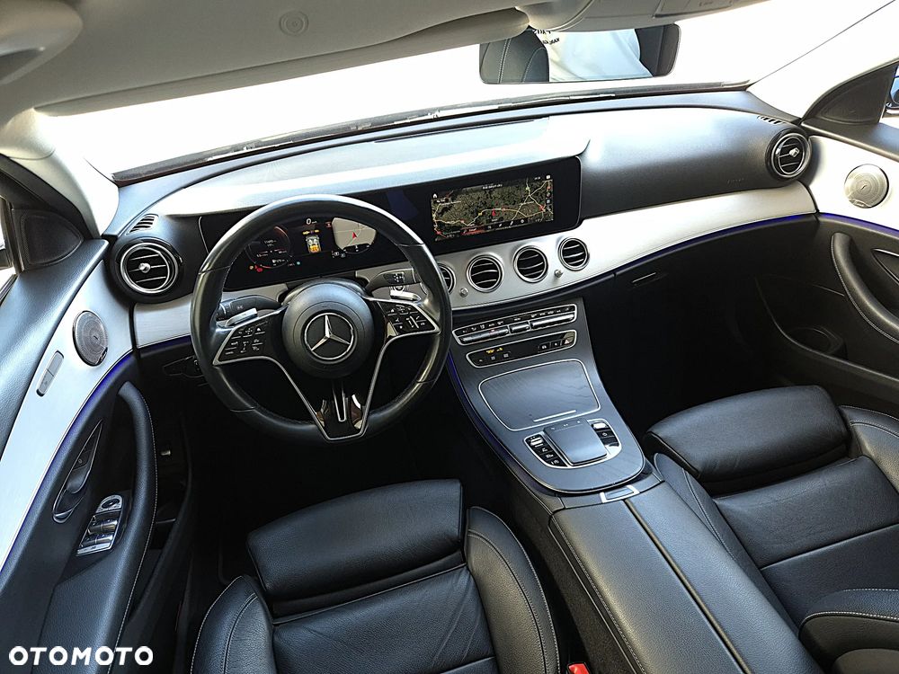 Mercedes-Benz Klasa E 220 d 4-Matic Avantgarde - 16