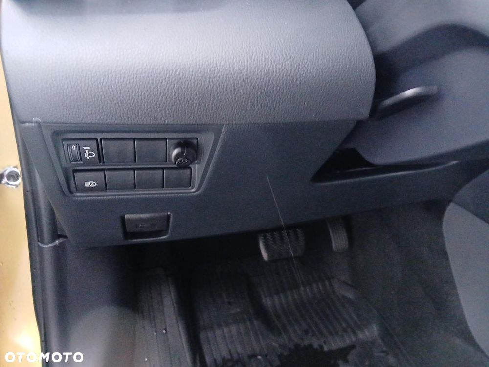 Toyota Yaris Cross Hybrid 1.5 Comfort - 39