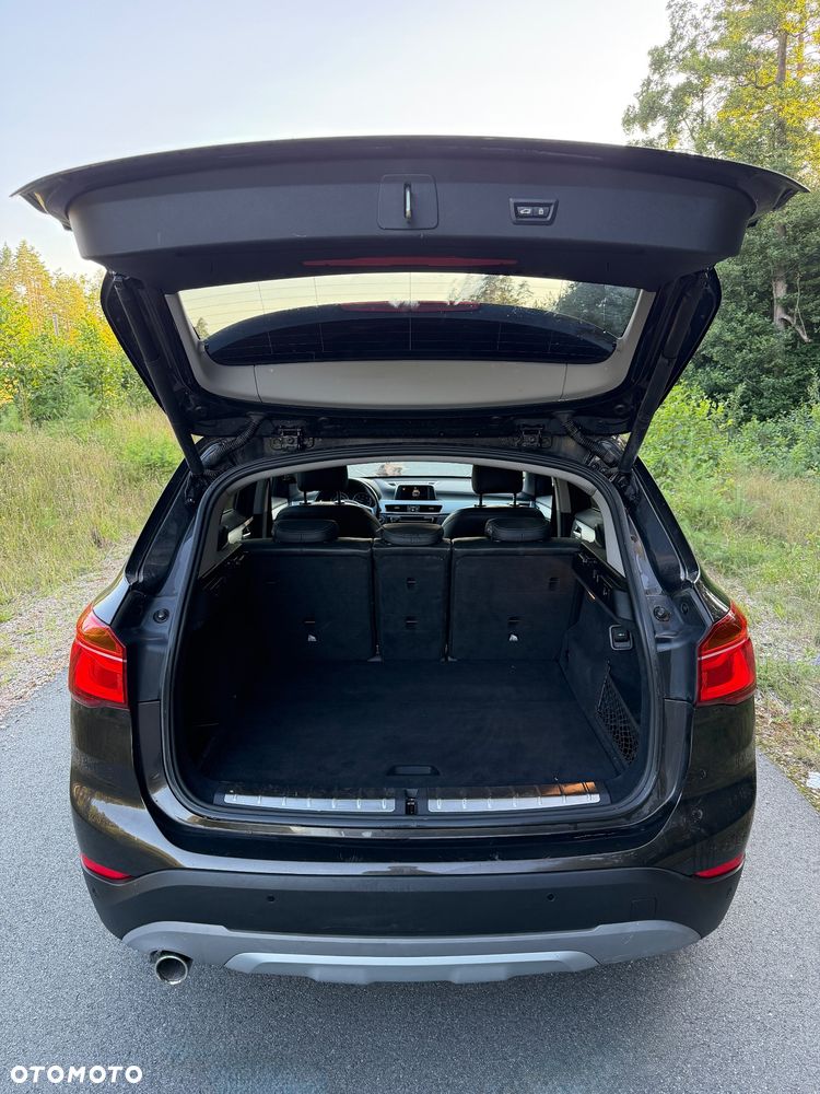 BMW X1 xDrive18d xLine sport - 11