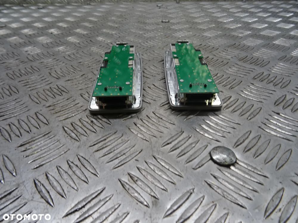 BMW X1 E84 LIFT 12-15 18I LAMPKA KABINY TYŁ TYLNA - 4