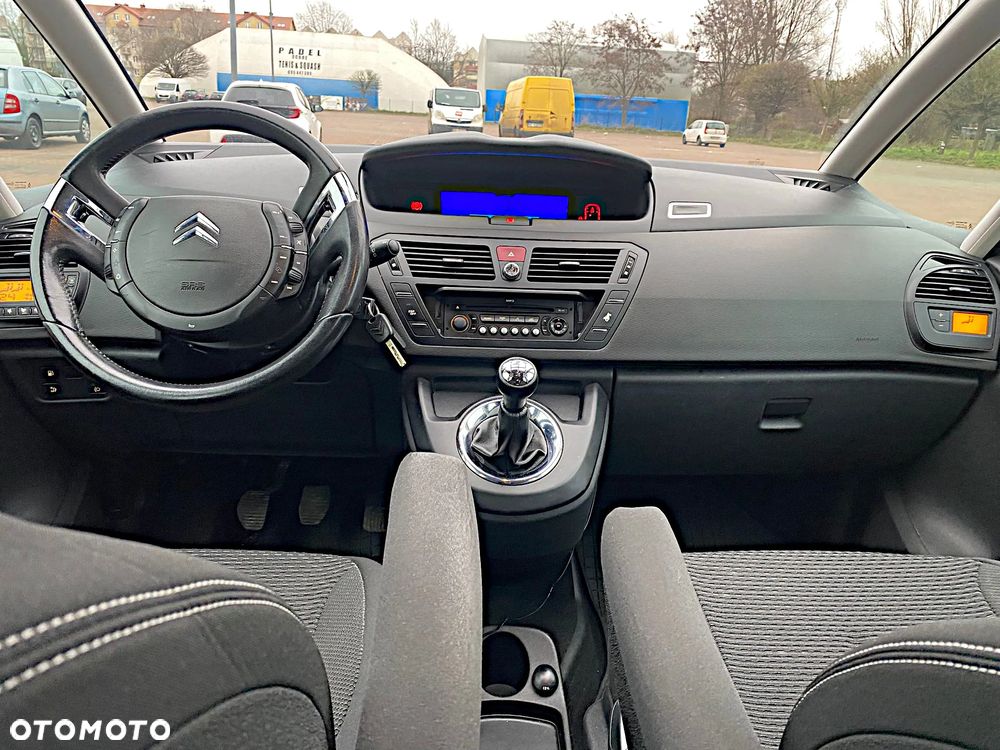 Citroën C4 Picasso - 11