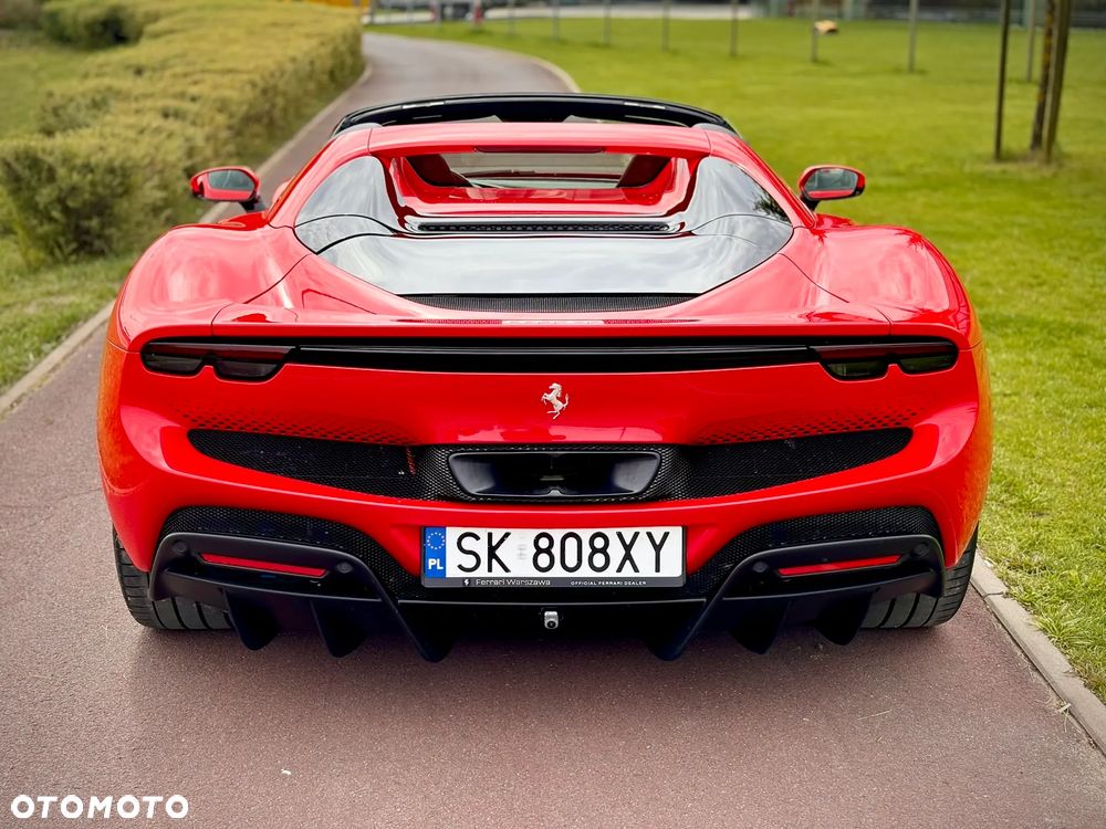 Ferrari 296 GTS - 8