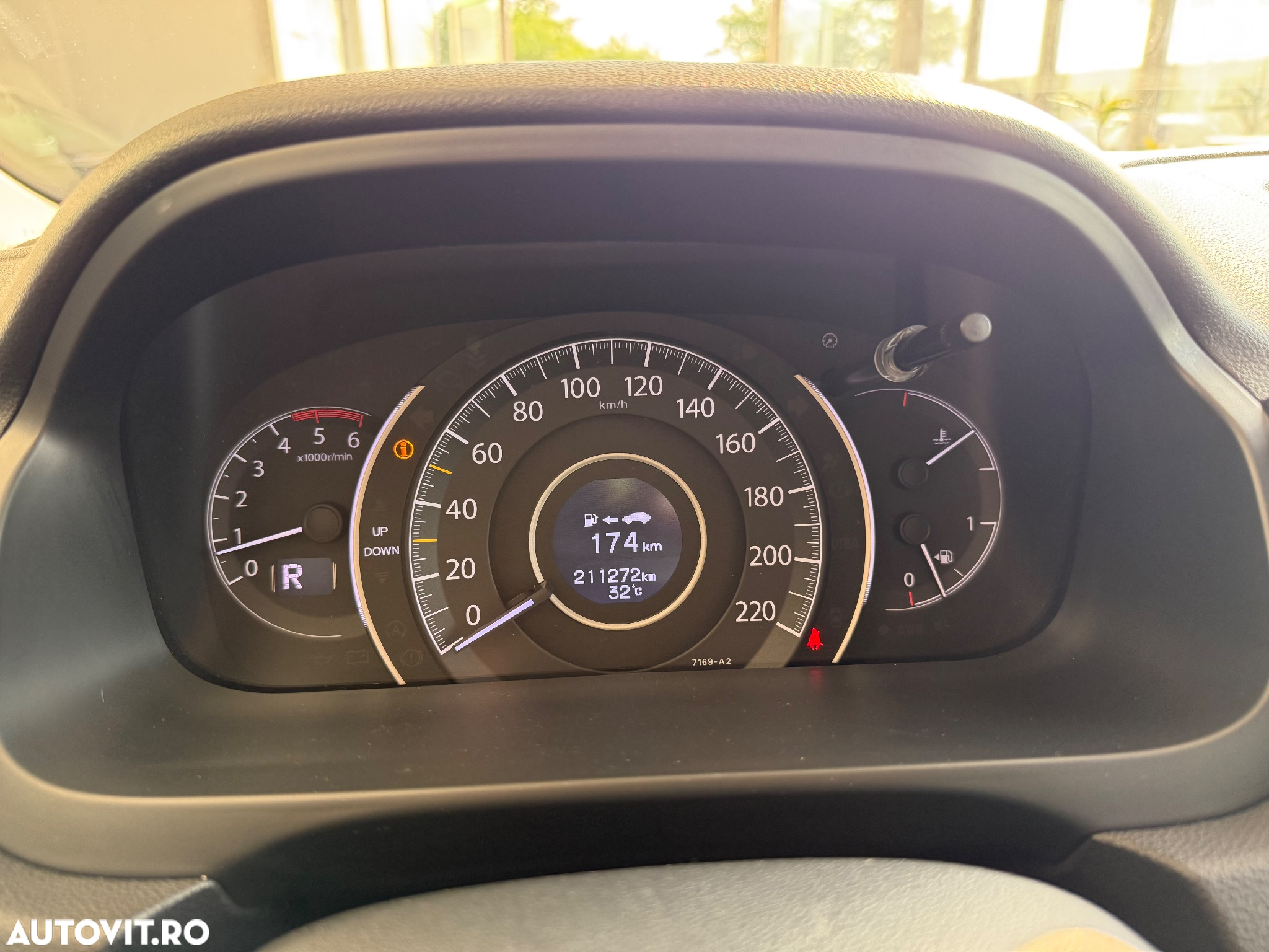 Honda CR-V 1.6 A/T 4WD Executive - 24