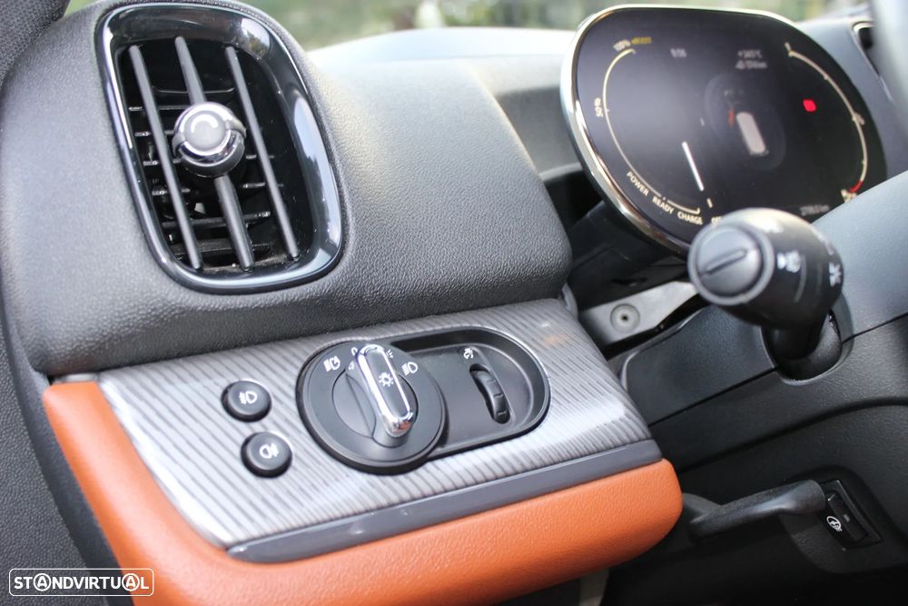 MINI Countryman Cooper SE All4 Aut. John Cooper Works - 33