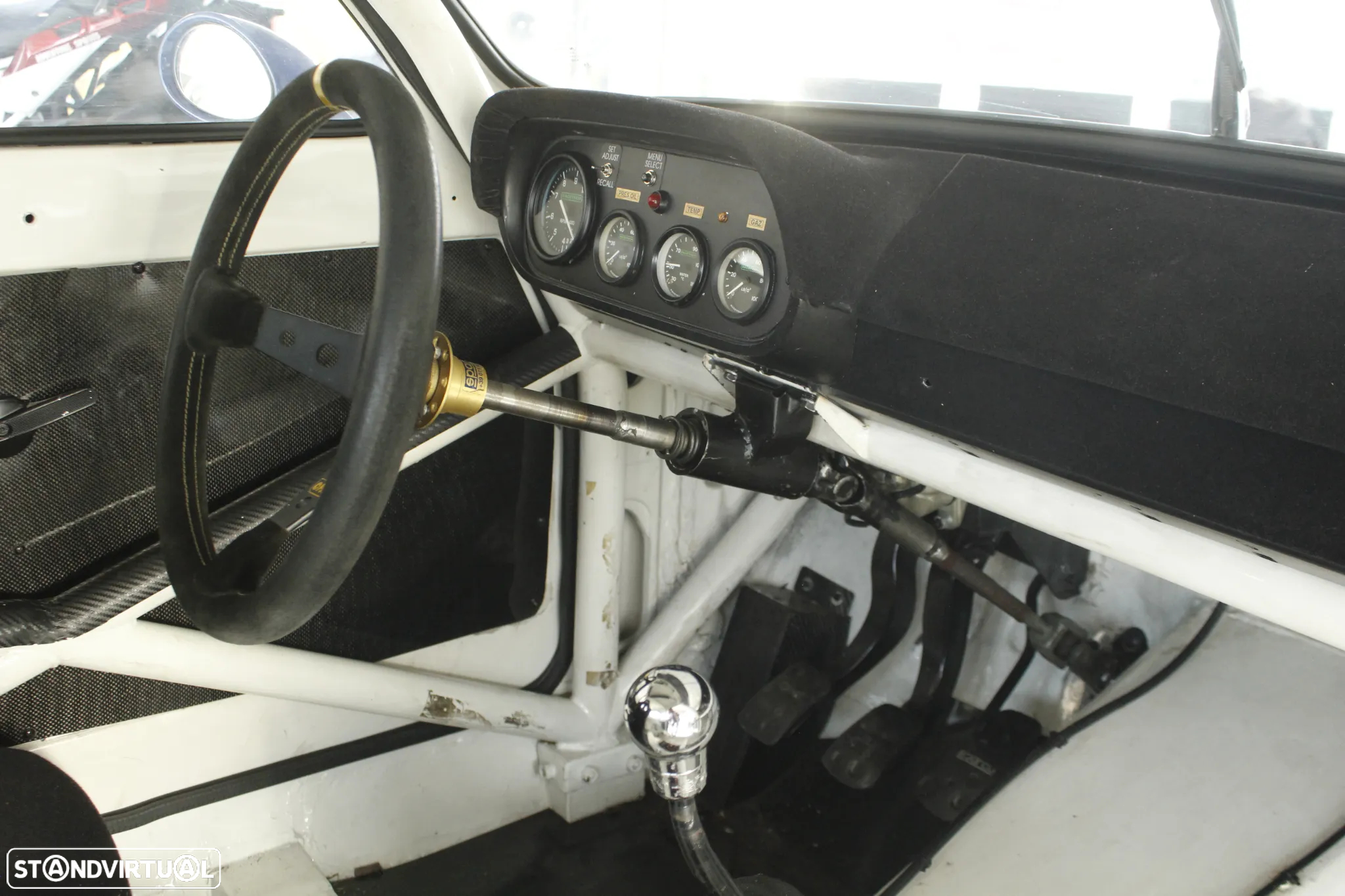 Ford Escort - 24