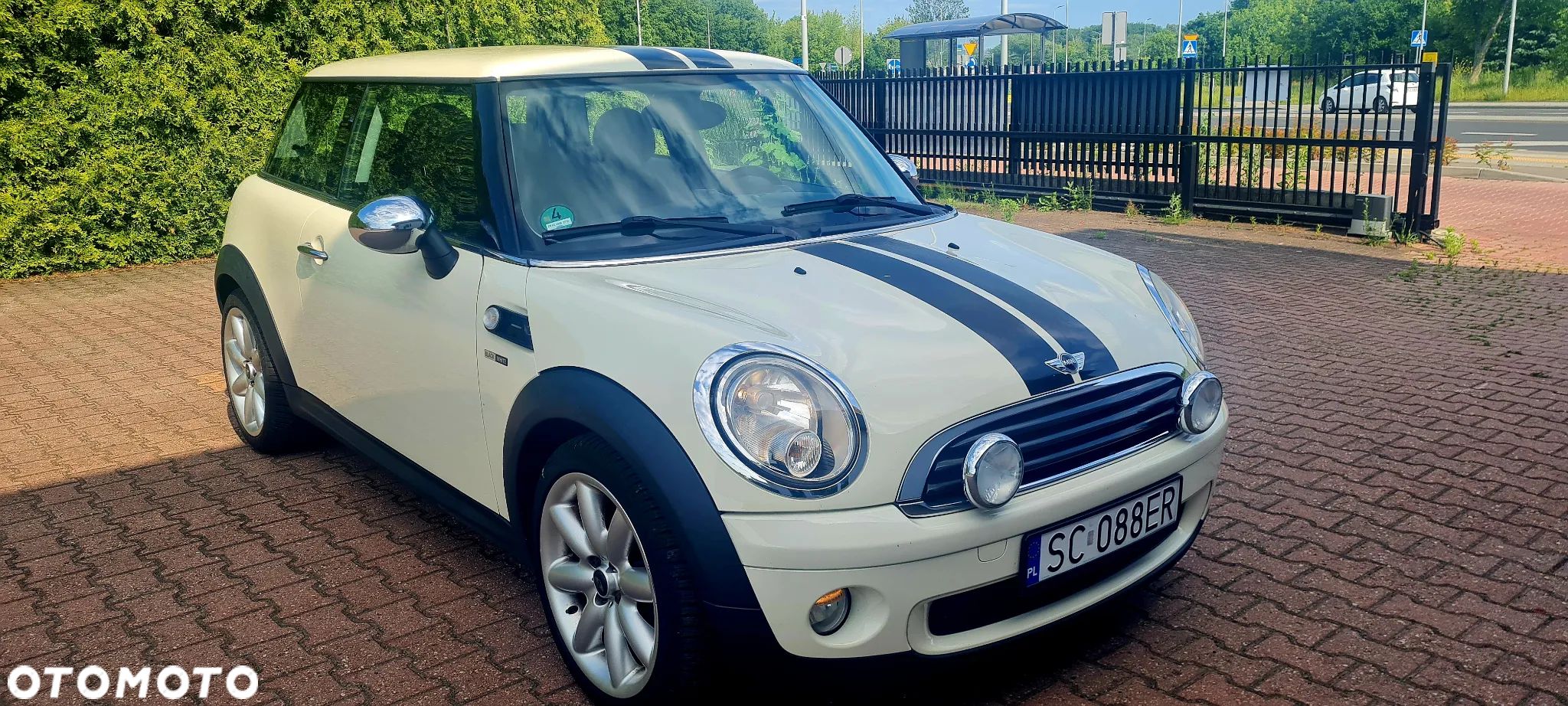 MINI ONE Standard - 1
