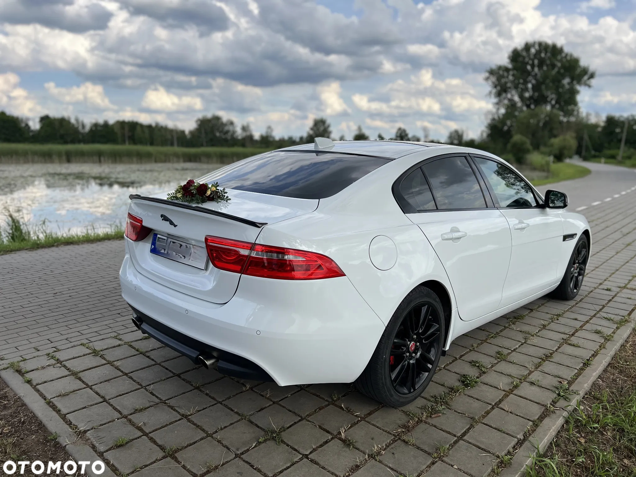 Jaguar XE 2.0 T Prestige - 6