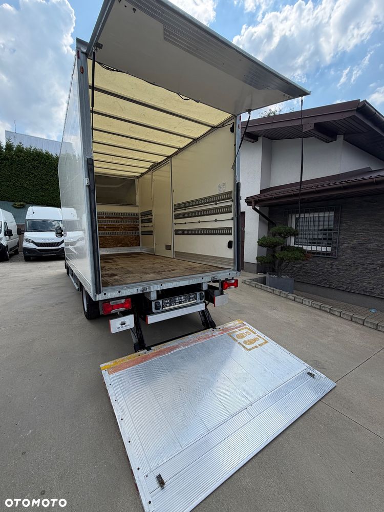 Iveco Daily 35C15 3.0 Kontener 8 Palet z windą - 10
