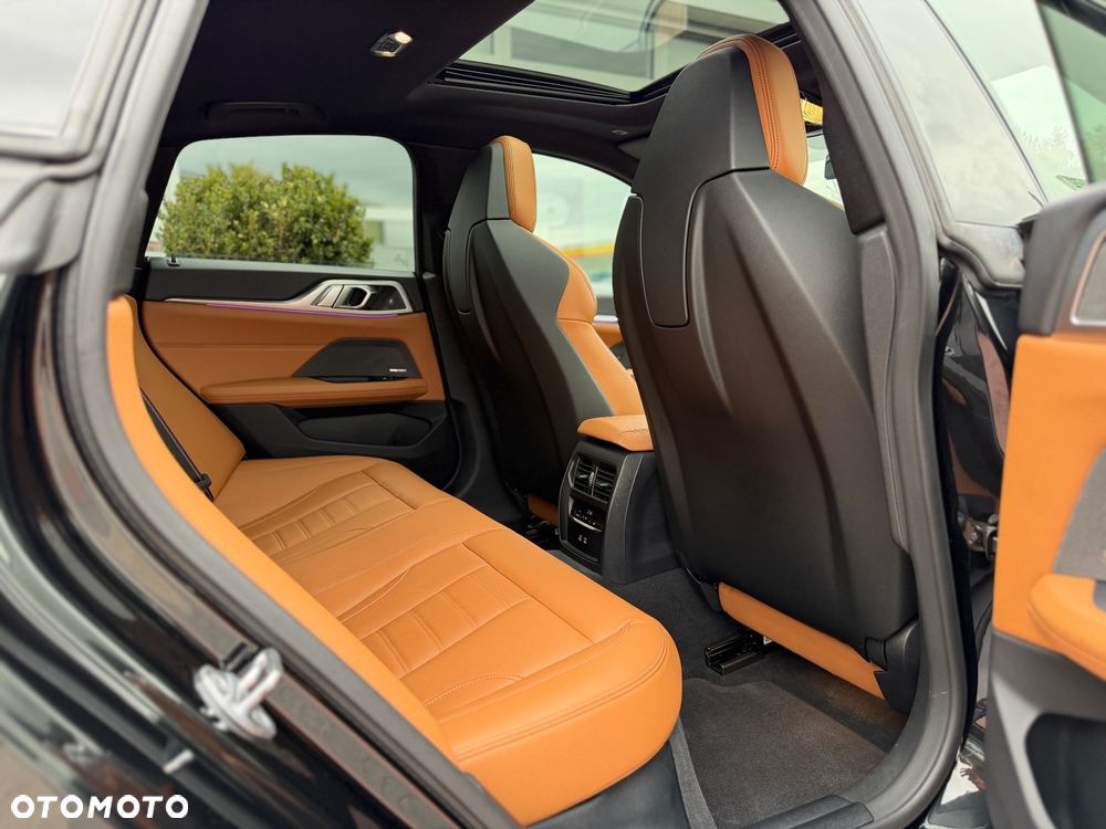 BMW Seria 4 M440i xDrive mHEV sport - 22