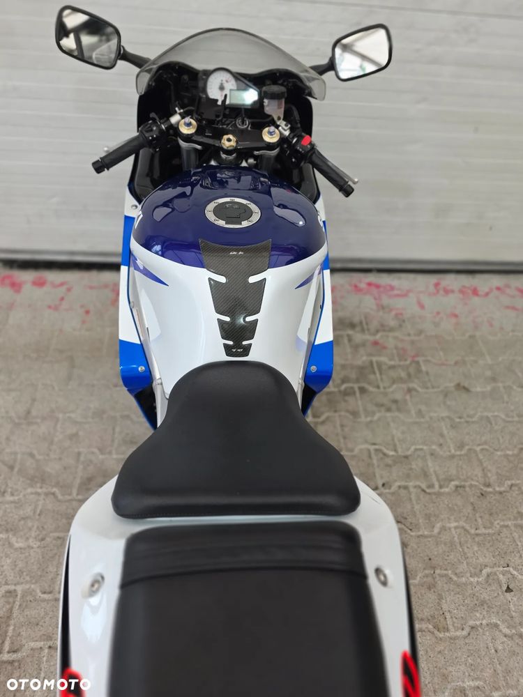 Suzuki GSX-R - 29