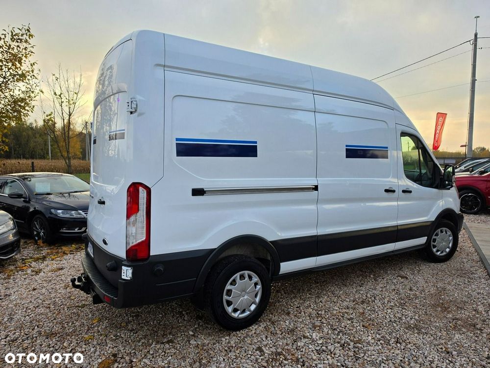 Ford Transit - 26