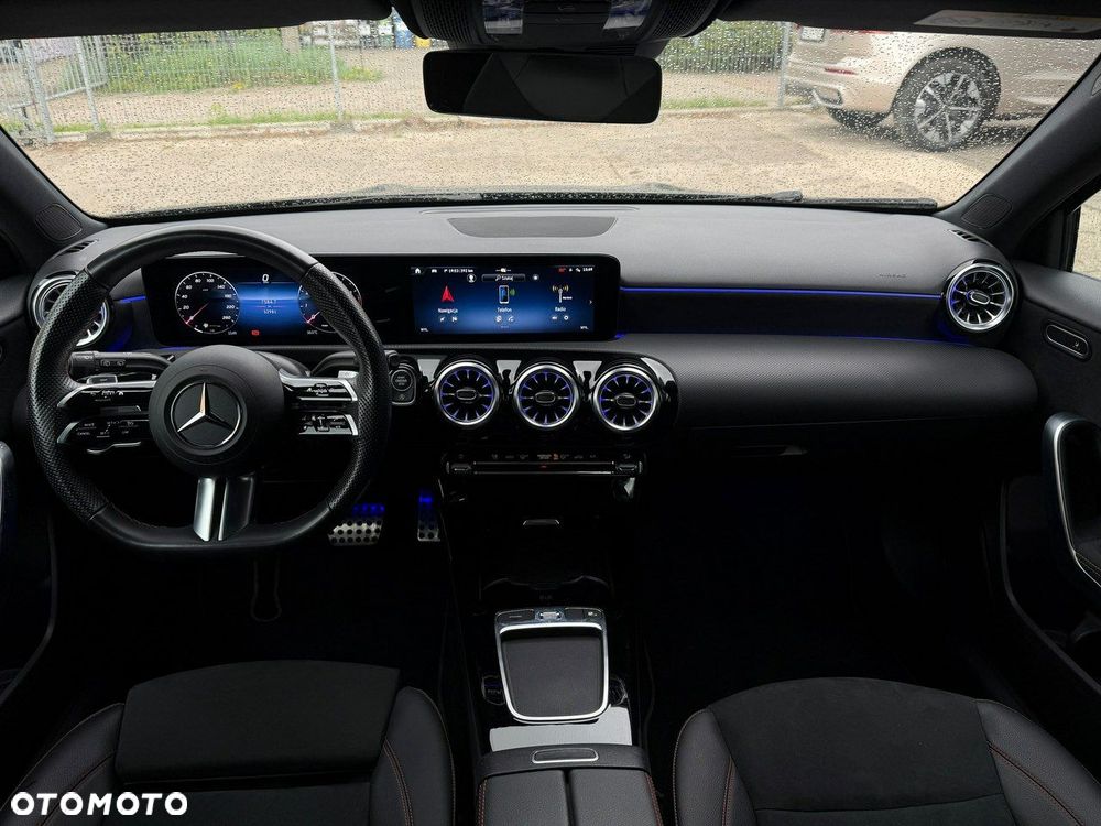Mercedes-Benz Klasa A 200 AMG Line 7G-DCT - 12