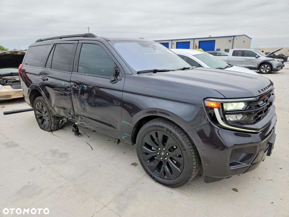 Ford Expedition - 2