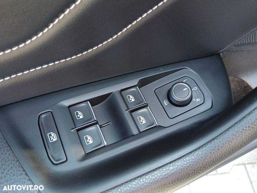 Volkswagen Passat - 15