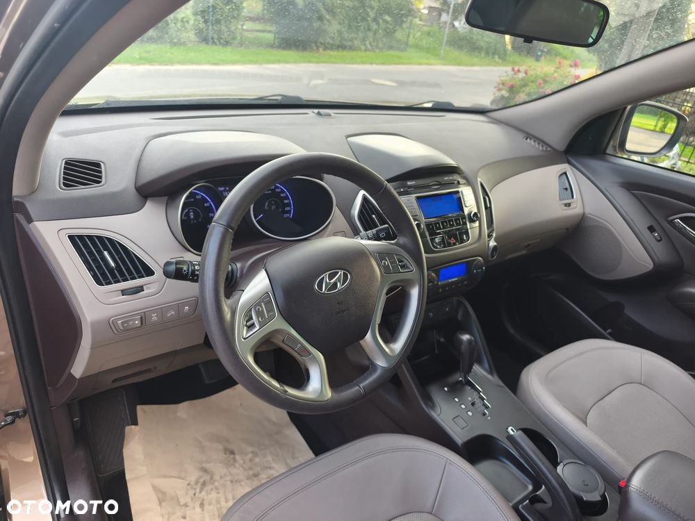 Hyundai ix35 2.0 4WD Automatik Premium - 11