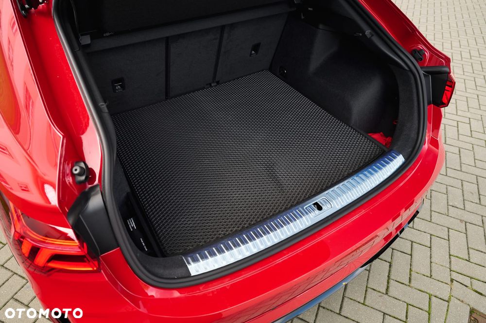 Audi Q3 RS S tronic - 39