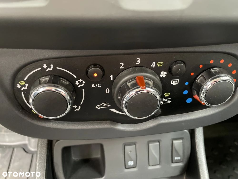 Dacia Duster 1.6 SCe Open S&S - 21