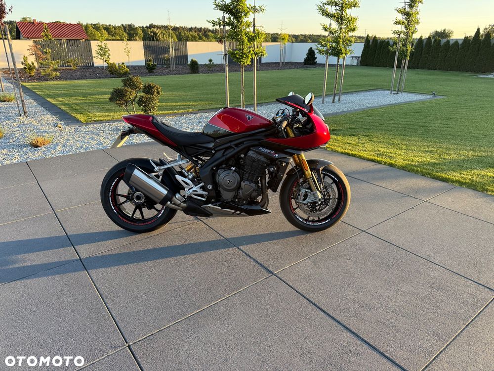 Triumph Speed Triple - 1