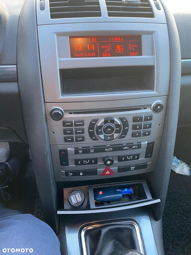 Peugeot 407 135 Premium mit Exklusiv-Paket - 12