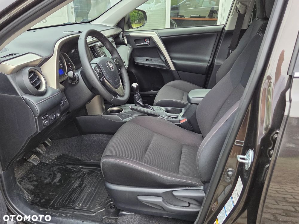 Toyota RAV4 2.0 D-4D Premium - 12