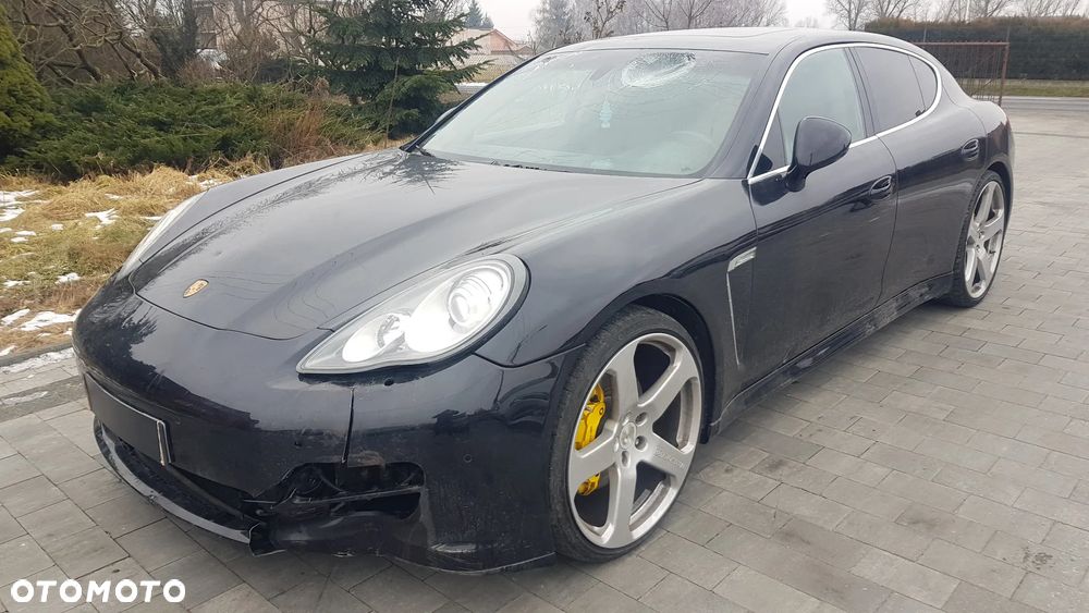 Porsche Panamera 4S PDK - 7