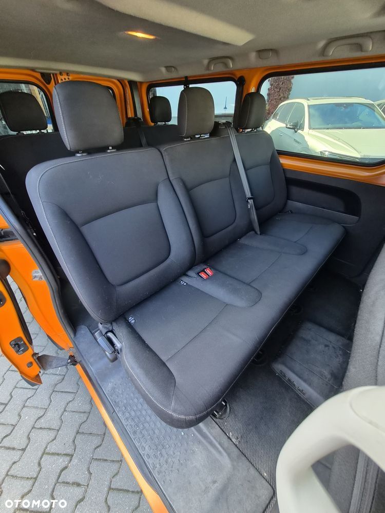 Renault Trafic - 25