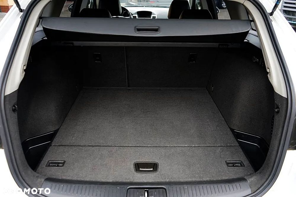 Chevrolet Cruze Station Wagon 1.7TD ECO LT - 27