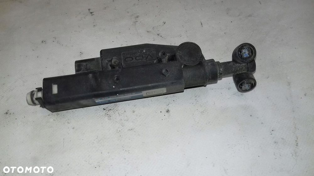 SPRYSKIWACZ LAMPY PRZÓD 3D0955978B VW PHAETON 02- - 5