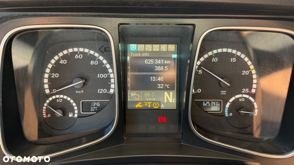 Mercedes-Benz Actros 2545 - 24
