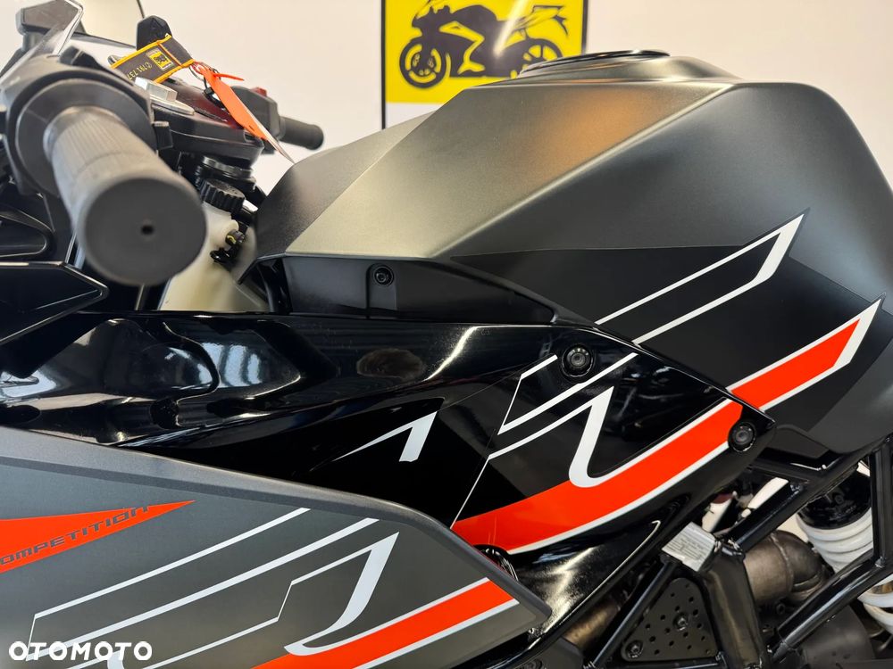 KTM RC 125 - 21