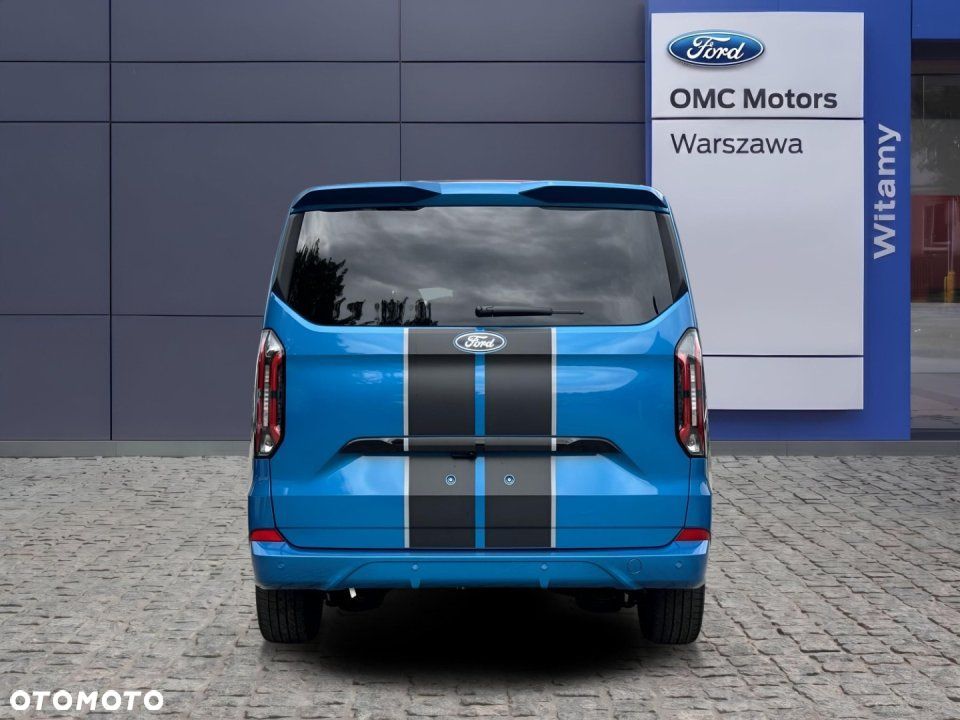 Ford Tourneo Custom - 5