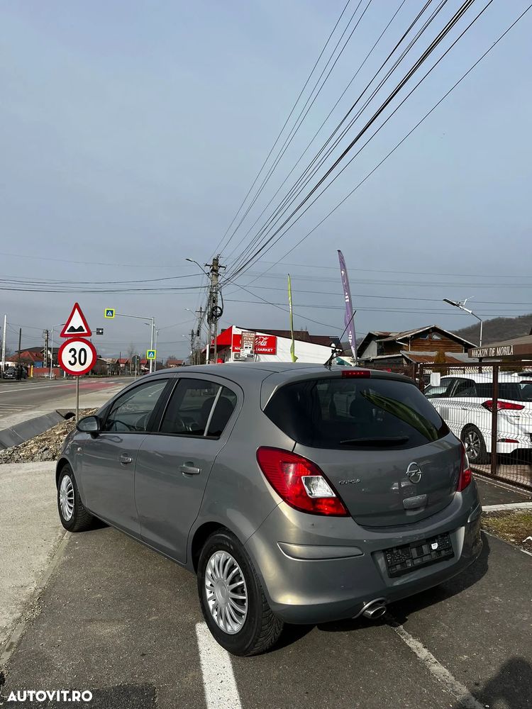 Opel Corsa 1.4 16V Satellite - 28