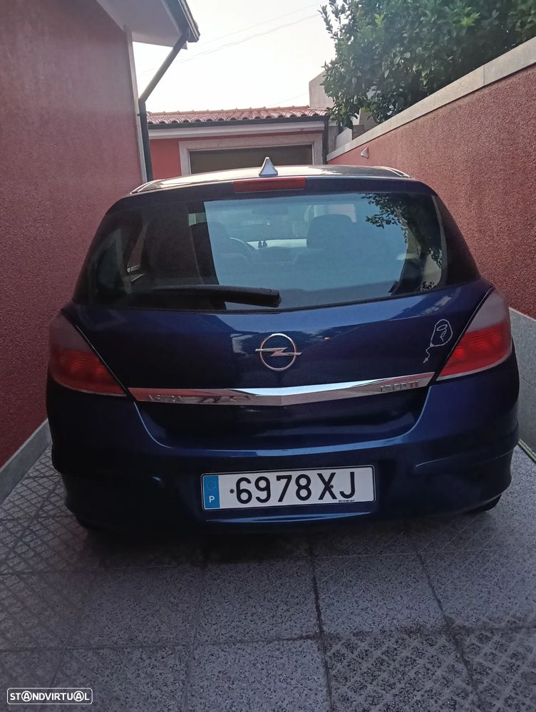 Opel Astra 1.7 CDTI Elegance - 2