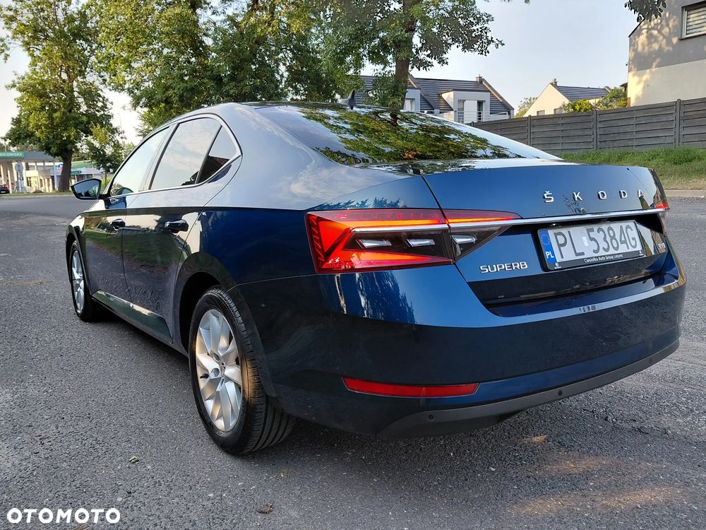 Skoda Superb 2.0 TDI SCR 4x4 Style DSG - 4