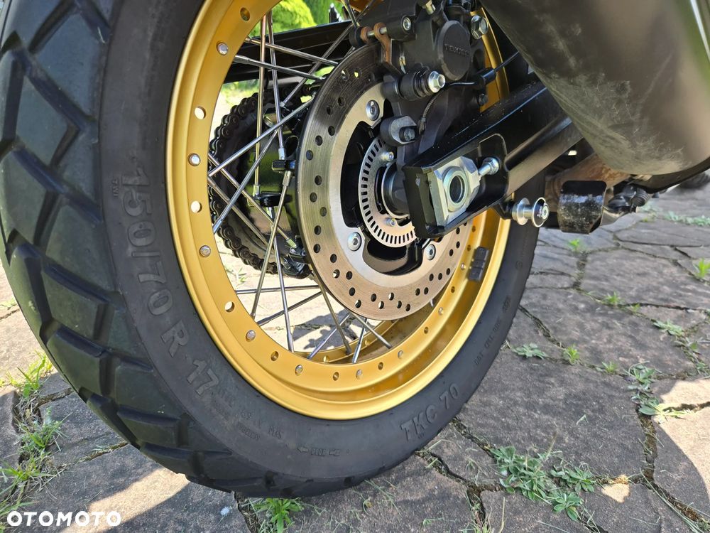Suzuki V-STROM - 21